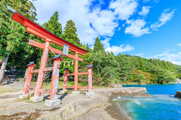 秋の御座石神社 鳥居　秋田県仙北市　Torii gate at Gozanoishi Shrine in autumn. Akita Pref, Semboku City.