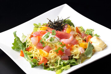 海鮮ラーメンサラダ