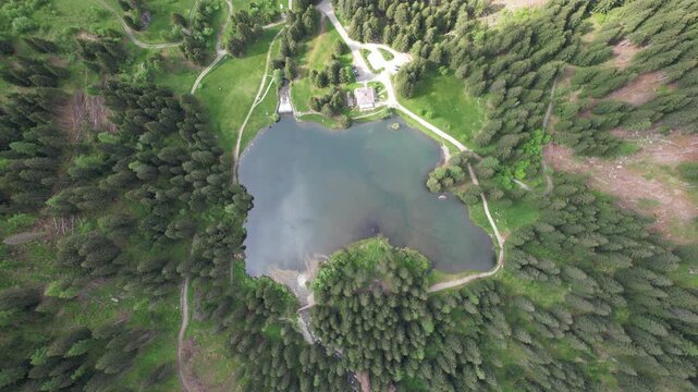 lago dei caprioli Val di Sole trentino