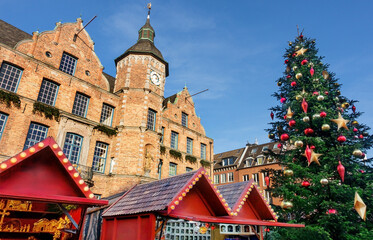 Weihnachtsmarkt am Rathaus in D&uuml;sseldorf
