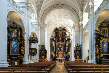 Obraz premium The interior of Parochial Church St Paul, the oldest parish church of Passau, Bavaria, Germany. Built in 1678