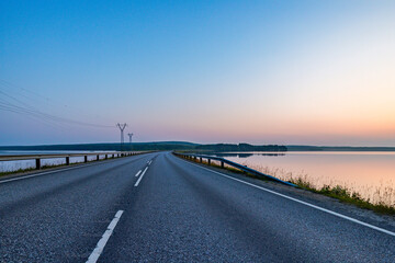 Fototapeta premium sunset over the lake