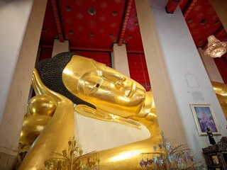 Golden Serenity, Reclining Grandeur