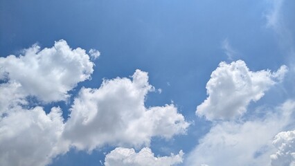 Obraz premium blue sky with clouds