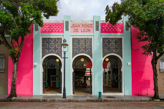Art deco facade of the Mercado Juan Ponce de León with moorish arches in Ponce, Puerto Rico - Powered by Adobe