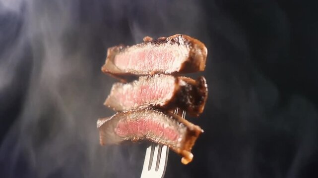  frisch gegrillten Rindfleisch-Steakstreifen