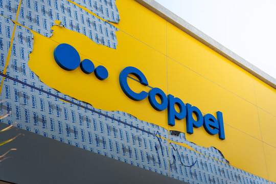 Coppel store, Coppel department store facade and signage, BanCoppel, Afore Coppel, Agust&iacute;n Coppel Luken, Enrique Tamayo, Guadalajara, Jalisco, M&eacute;xico, December 4, 2025. 