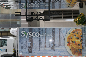 Fototapeta premium Sysco delivery truck in Yorkville, Toronto