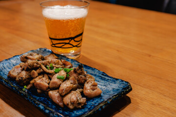 Grilled chicken and beer
