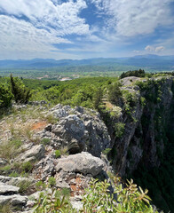 Educational ecological trail Imotski Lakes-Gaj in Imotska krajina region, Croatia - Poučno-ekolo&scaron;ka staza Imotska jezera-Gaj u Imotskoj krajini, Hrvatska (UNESCO GeoPark)