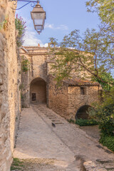 Fototapeta premium Gordes Provence France cat ramp