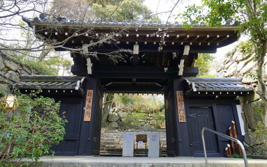 滋賀・近江八幡　八幡山城本丸跡・村雲瑞龍寺