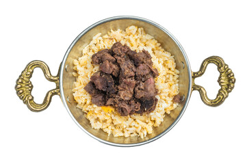 Kawurma qawurma with seared diced meat layered on fluffy pilav, highlighting caramelized surfaces and well-defined grain texture.