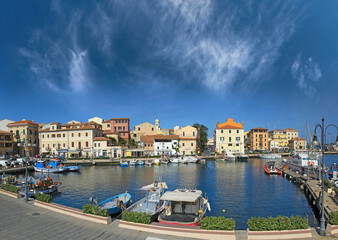 Obraz premium La Maddalena (Gallurese: A Madalena, Sardinian: Sa Madalena) is a town and comune located on the island with the same name, in northern Sardinia, Italy