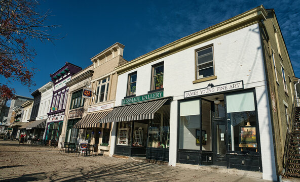 the shops in downtown Granville in east central Ohio, Licking County, USA 2025
