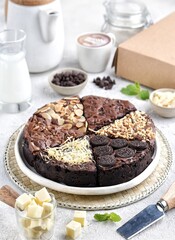 Brownies, a chocolate delicious cake suitable for drinking tea with friends