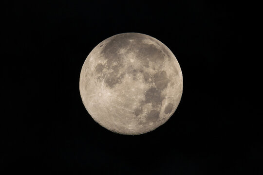 Supermoon December 2025