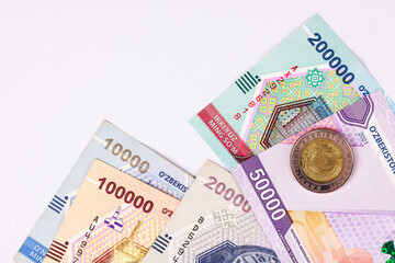 Currency notes, coins from Uzbekistan som validated by Ozbekiston Respublikasi government