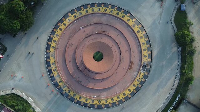 Aerial view of the Tuah Himba Tower Roundabout in Kutai Kartanegara and the busy highway in the afternoon, East Kalimantan, July 26, 2024, Indonesia