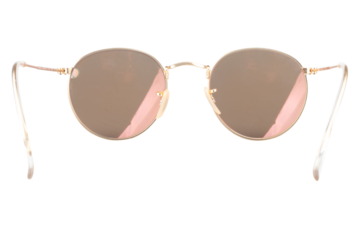 sunglasses on white bakground pink