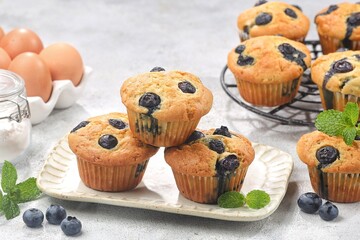 Muffin Blueberry. These fluffy blueberry muffins are tender, moist and loaded with fresh blueberries!