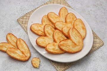 Puff pastry cookies palmier or elephant ears, caramelized and crunchy pastry.
