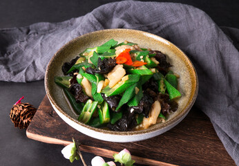 Stir Fried Okra With Black Fungus Dish