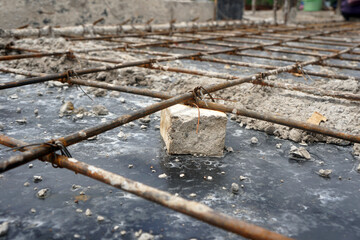 Concrete Spacer Block is placed under the rebar to provide the appropriate distance between the rebar and the required surface, concrete cover distance.