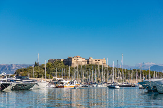 ANTIBES, FRANCE - SEPTEMBER 29, 2025: View of the famous Fort Carr&eacute; and yachts at the Port Vauban in Antibes, France.