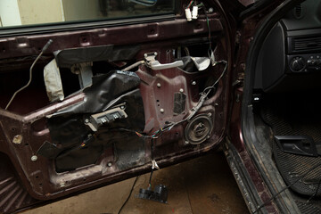 Auto electrician. Car electrical equipment repair.