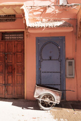 Architecture, porte dans la Médina, Marrakech, Maroc