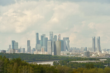 Fototapeta premium Panoramic view of the city of Moscow from the observation deck