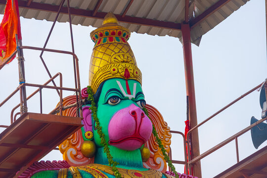 Famous temples in India - Veera Abhaya Anjaneya Swami Paritala & Jakhu Temple Shimla & Statue of Union & Actor Arjun's Anjaneyar Temple & Nanganallur Anjaneyar Temple & Shri Paritala Hanuman Temple