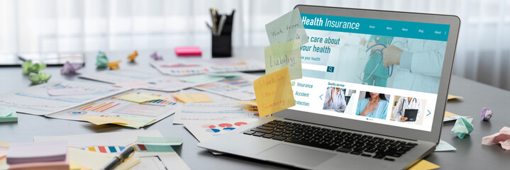 Sticky note for creative and analytic brainstorm for business idea with BI data dashboard on laptop screen. Analysis financial data visualization tech for marketing strategy. Prodigy