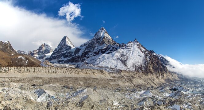 Mount cholo peak Kangchung Nirekha Himalaya mountain