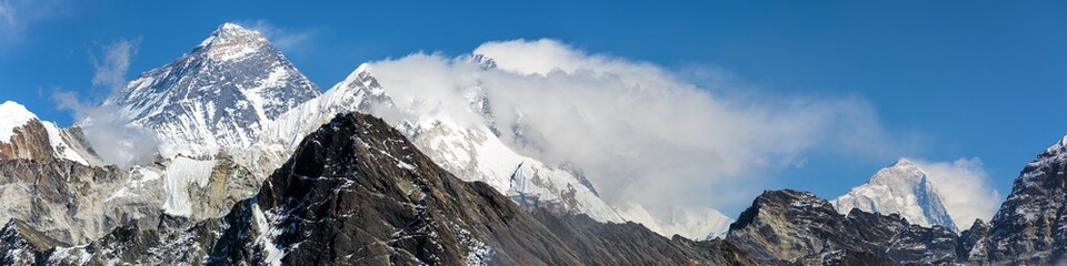 Mount Everest Lhotse Makalu Peak