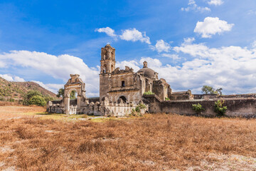 Ex Hacienda Caxcantla, Municipio de Aljojuca, Estado de Puebla, M&eacute;xico.