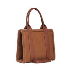 Faux leather and sherpa tote bag in earthy camel and brown. This cozy, stylish accessory is perfect for women's winter and fall fashion, offering a blend of luxury and casual trend.