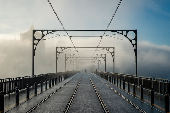 Luis I Bridge shrouded in mist and fog