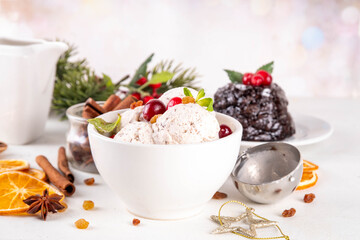 Christmas pudding ice cream