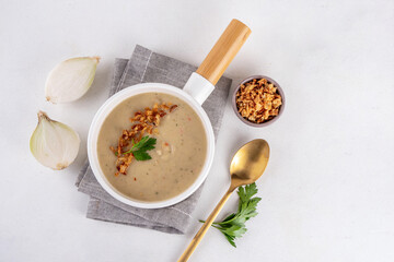 Cream of onion soup