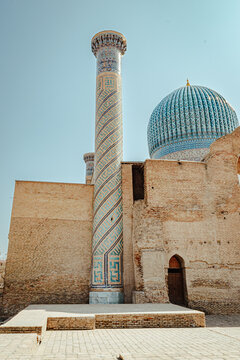 Inside of Gur-e Amir complex