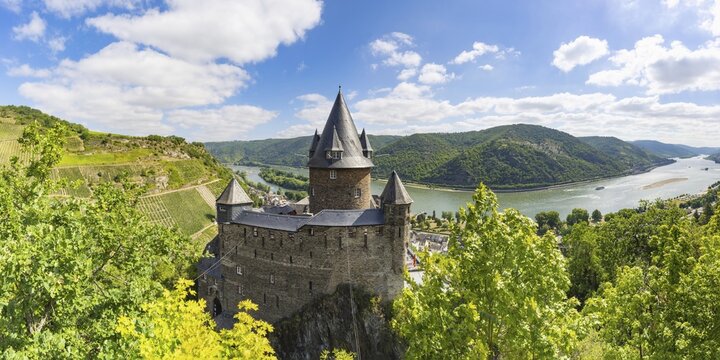 Stahleck Castle Youth Hostel, Stahleck Youth Castle, Bacharach am Rhein, UNESCO World Heritage Cultural Landscape Upper Middle Rhine Valley, World Heritage Site, Rhineland-Palatinate, Germany