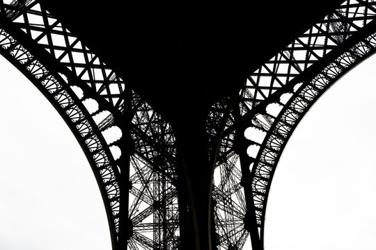 Eiffel Tower, close-up, silhouette, Paris, &Icirc;le-de-France, France
