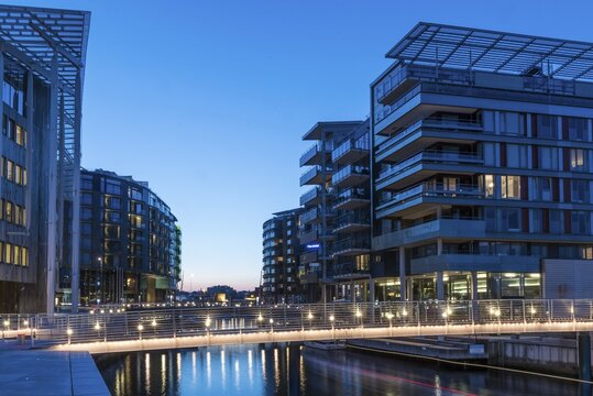 Modern residential buildings, modern architecture, Tjuvholmen, Aker Brygge, Oslo, Norway