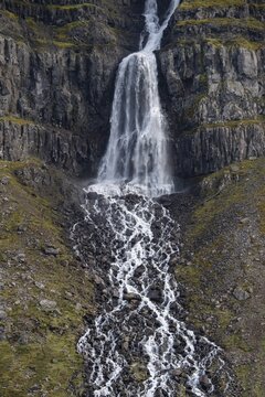 B&aelig;jar&aacute;rfoss waterfall, Dj&uacute;pav&iacute;k, Reykjarfj&ouml;r&eth;ur, Strandir, &Aacute;rnes, Westfjords, Iceland