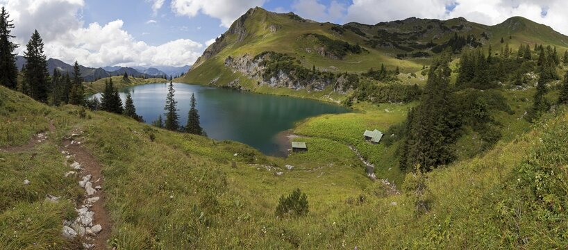 View of Seealpsee and Seek&ouml;pfel, Allg&auml;u Alps, Nebelhorn, Oberstdorf, Oberallg&auml;u, Allg&auml;u, Bavaria, Germany
