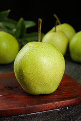 Fresh Green Pucheng Pears from Shaanxi - Crisp Early Harvest Fruit