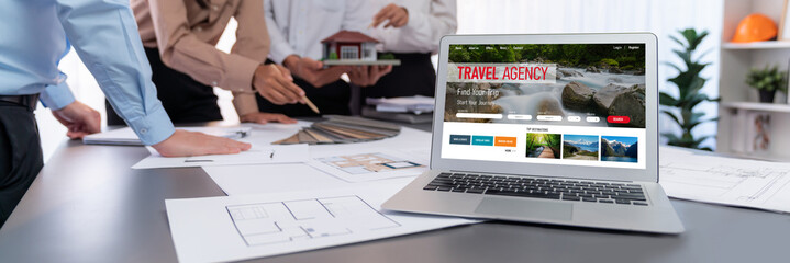 Online travel agency website for brisk search and travel planning offers deal and package for flight , hotel and tour booking