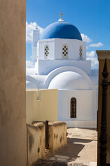 16 - Chiesa a Pyrgos Callistis a Santorini, Grecia